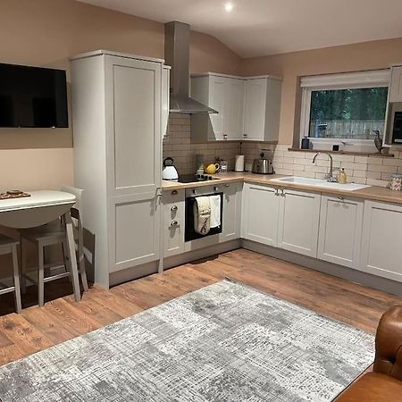 Tulip Cottage Wisborough Green Bagian luar foto